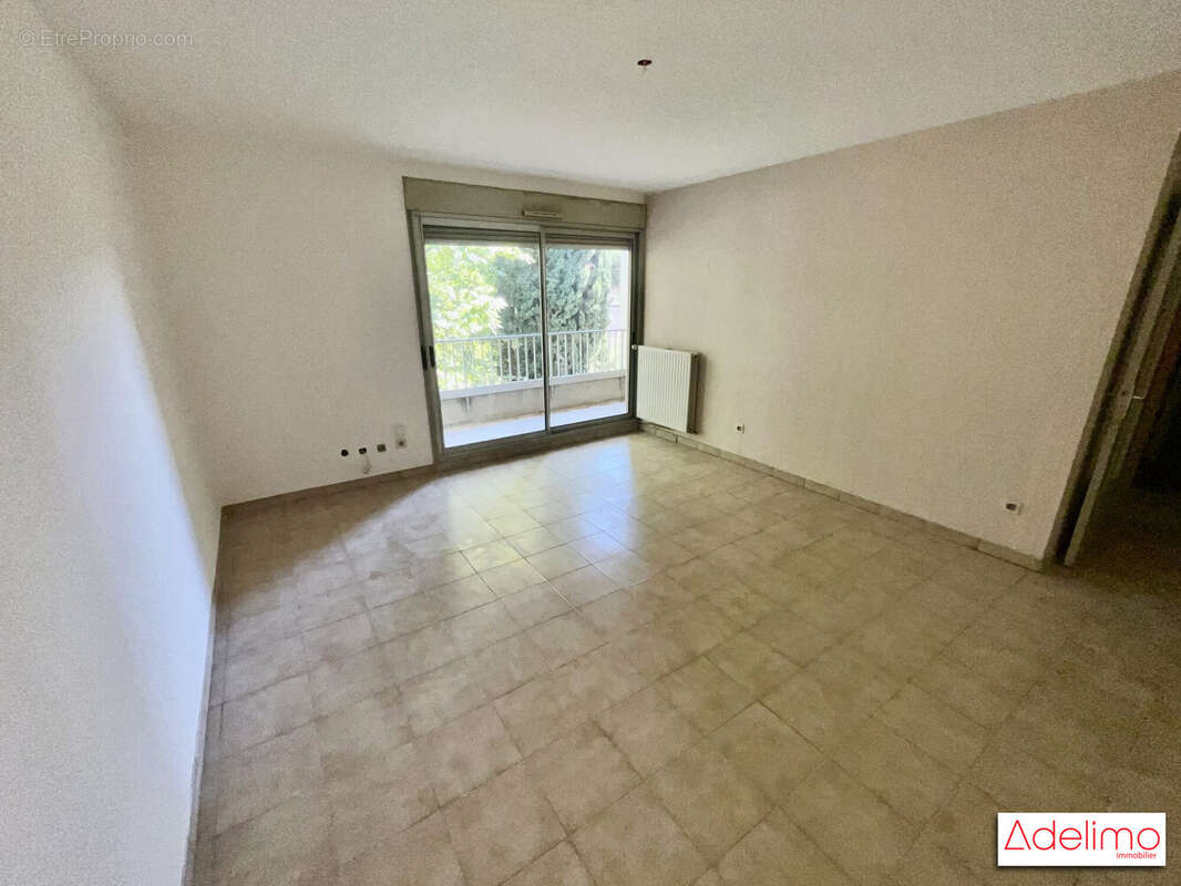 Appartement à NIMES