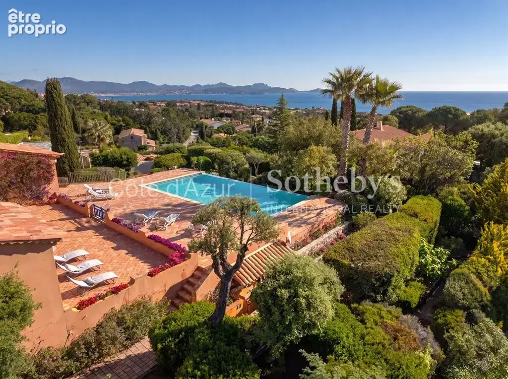 Photo Maison à Frejus au prix de 1 480 000€