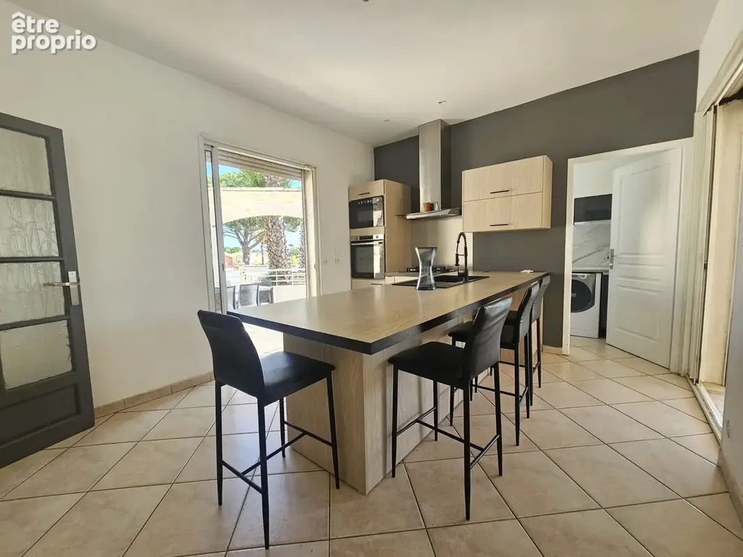 Maison familiale, piscine, garage, dépendance - 34670 - St Brès - photo 9