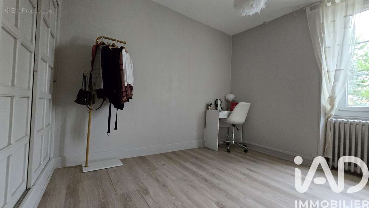 Photo 9 - Maison à ROMILLY-SUR-SEINE