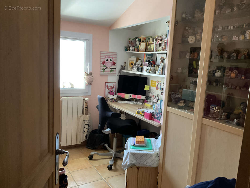 Maison à LARAGNE-MONTEGLIN