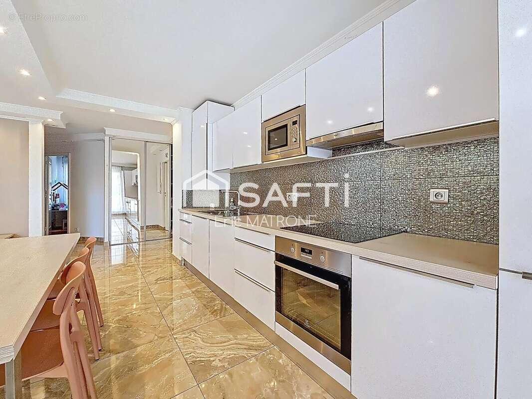 Photo 5 - Appartement à MARSEILLE-11E