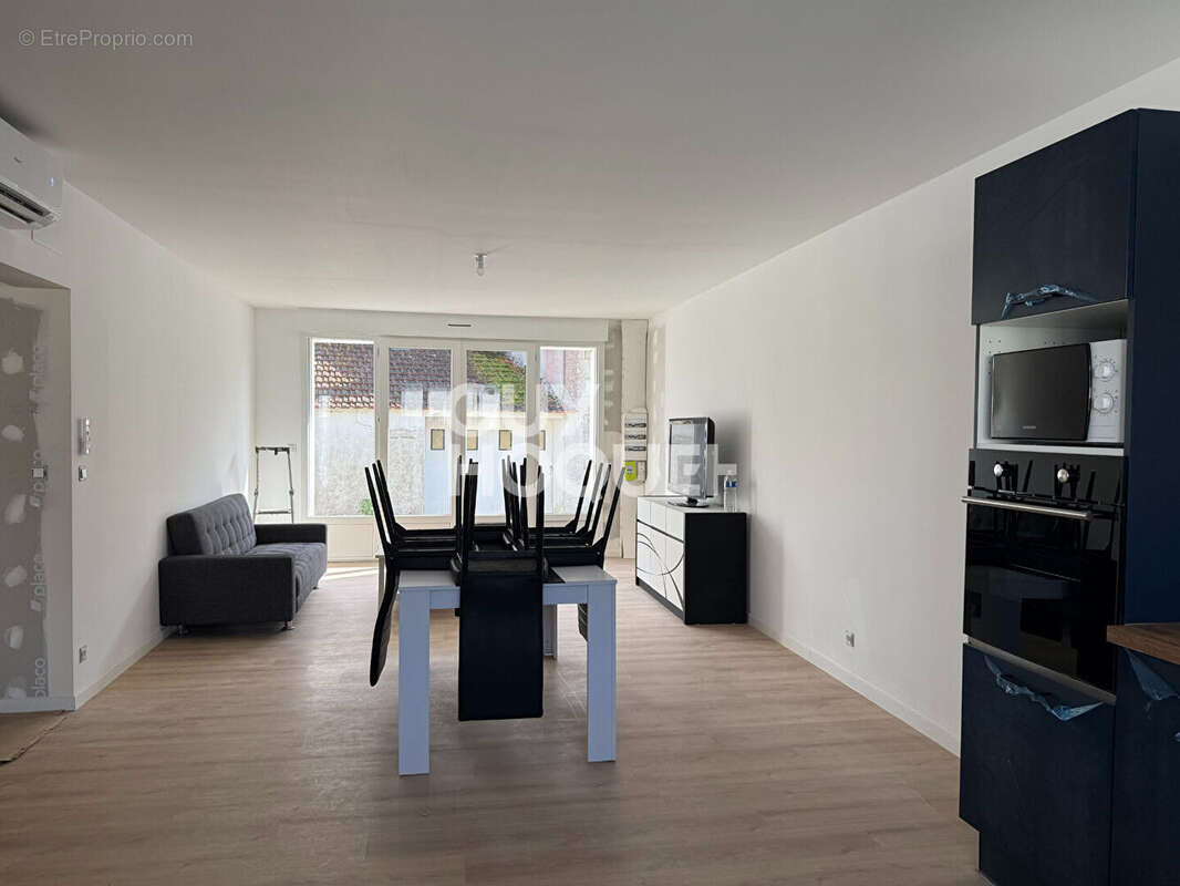 Maison à LE CHATEAU-D'OLERON