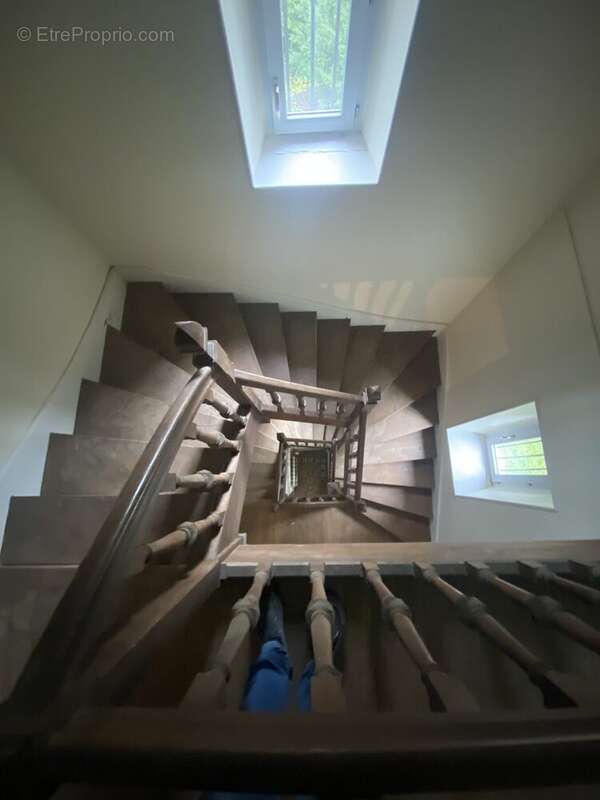 Maison à NOUZERINES