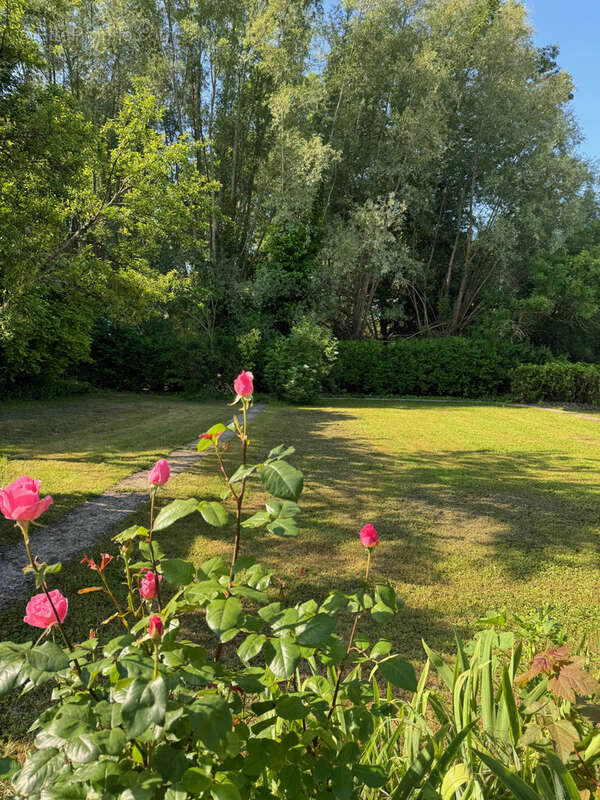 Maison à SAINT-GERMAIN-DU-PUY