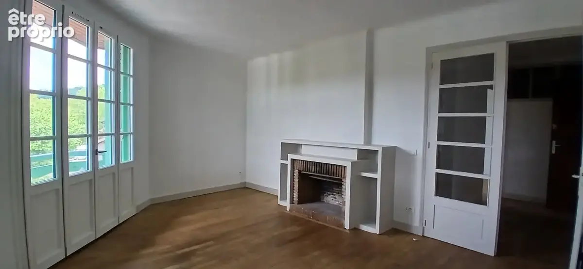 Appartement T5 à vendre à FIGEAC centre - photo 2
