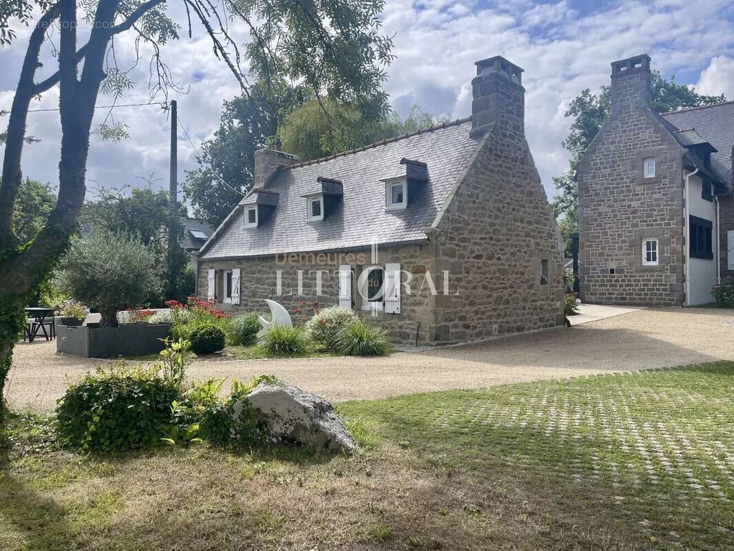 Maison à PLEUMEUR-BODOU