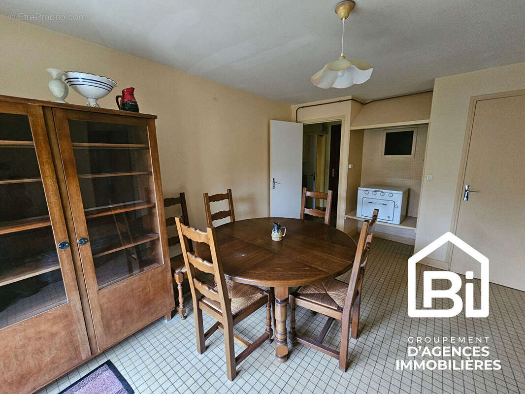 Maison à COLLEVILLE-MONTGOMERY