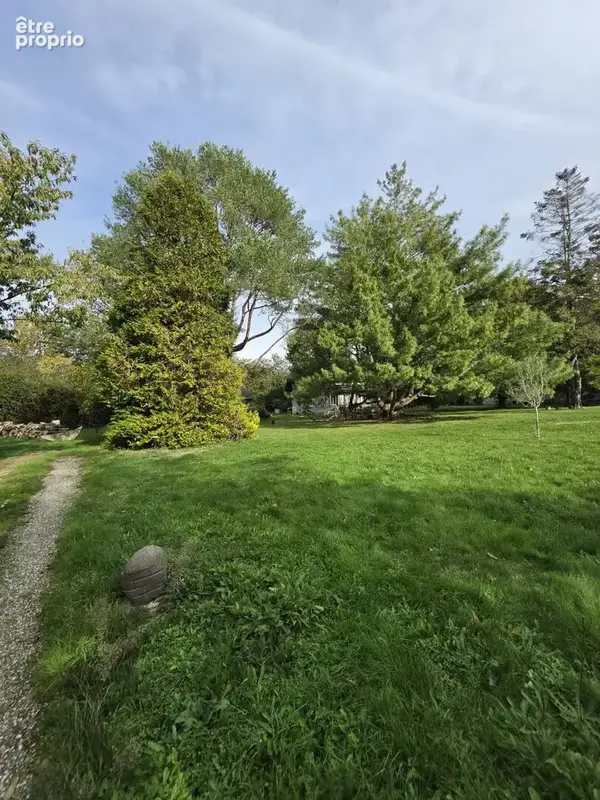 Propriété à vendre  La Rivière-Saint-Sauveur  100 m²  4 chambres  Parc de 7 000 m² - photo 18