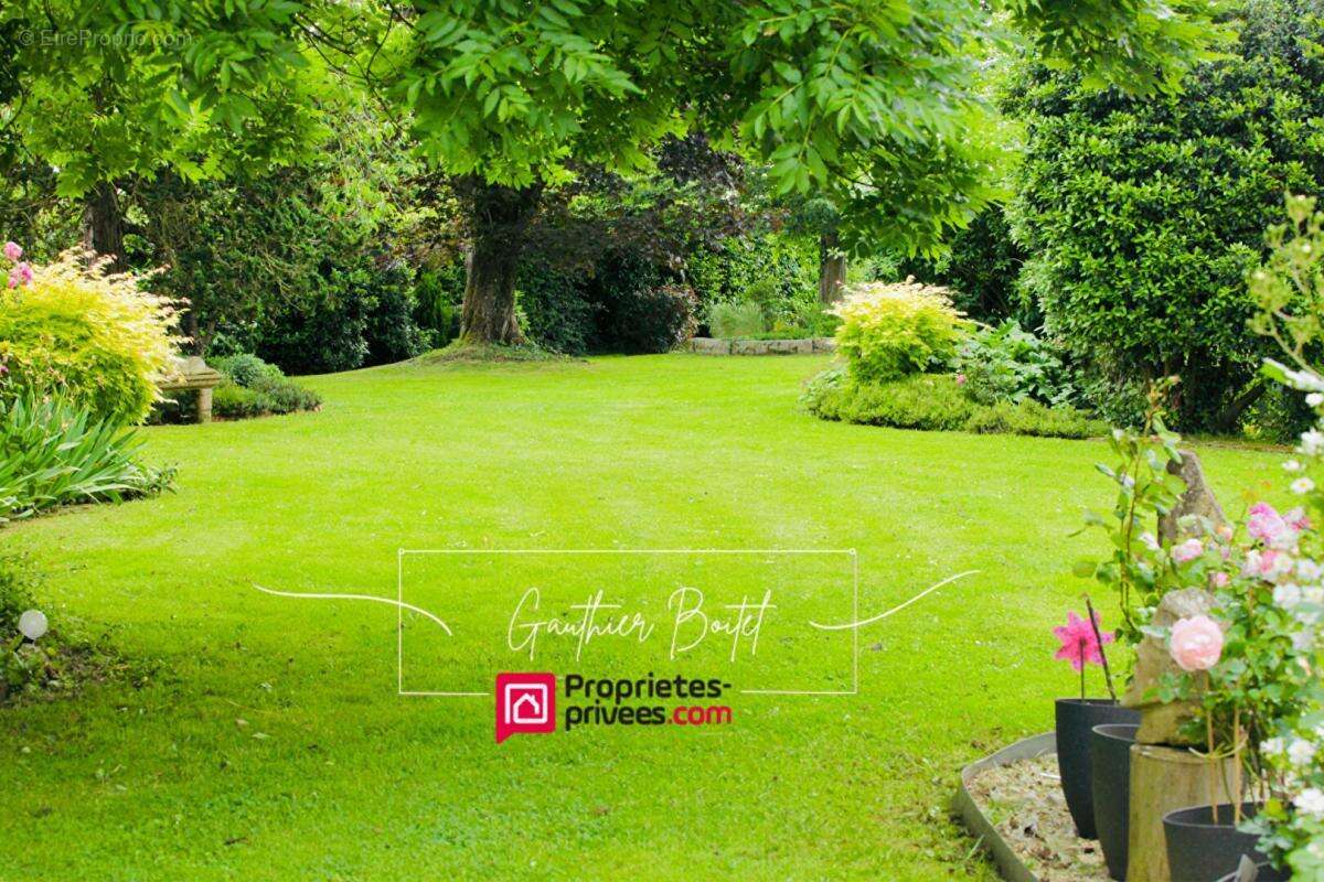 Maison à COULOMMIERS