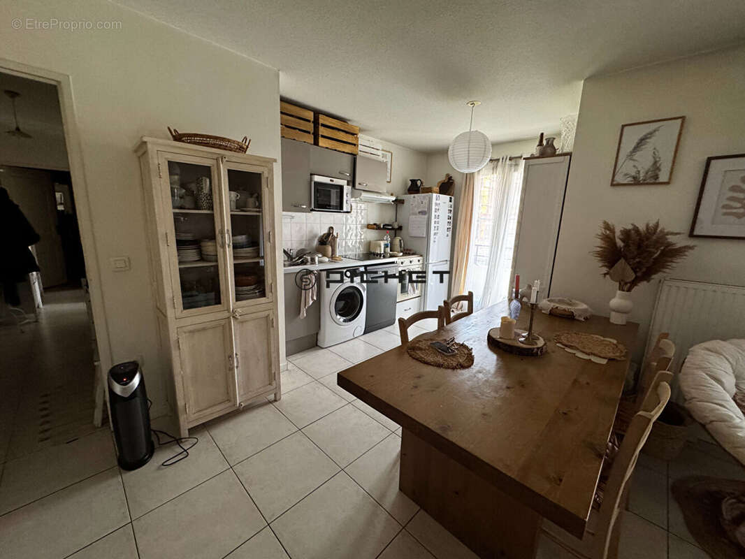 Appartement de type 3 avec 2 places de parking couvertes - photo 3