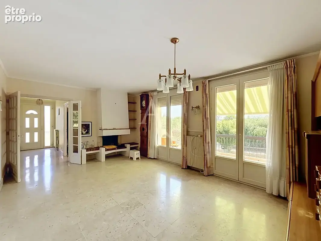 Jolie maison de 3 chambres avec ascenseur proche centre - photo 4