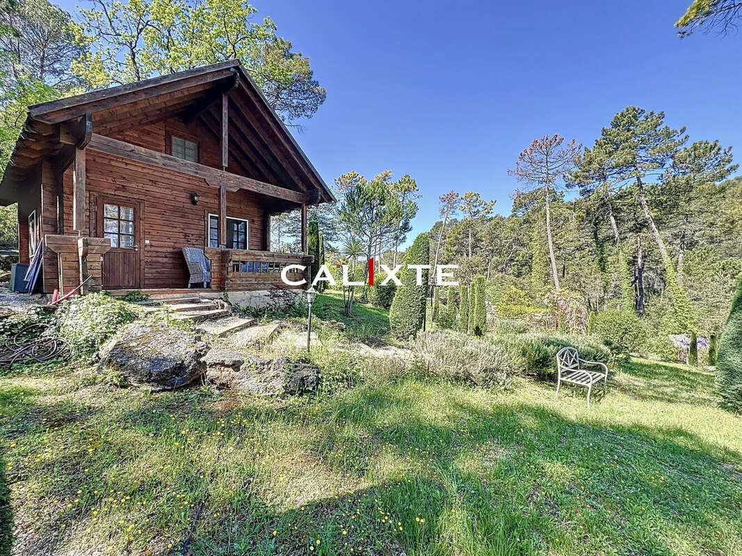 Maison à MONTAUROUX