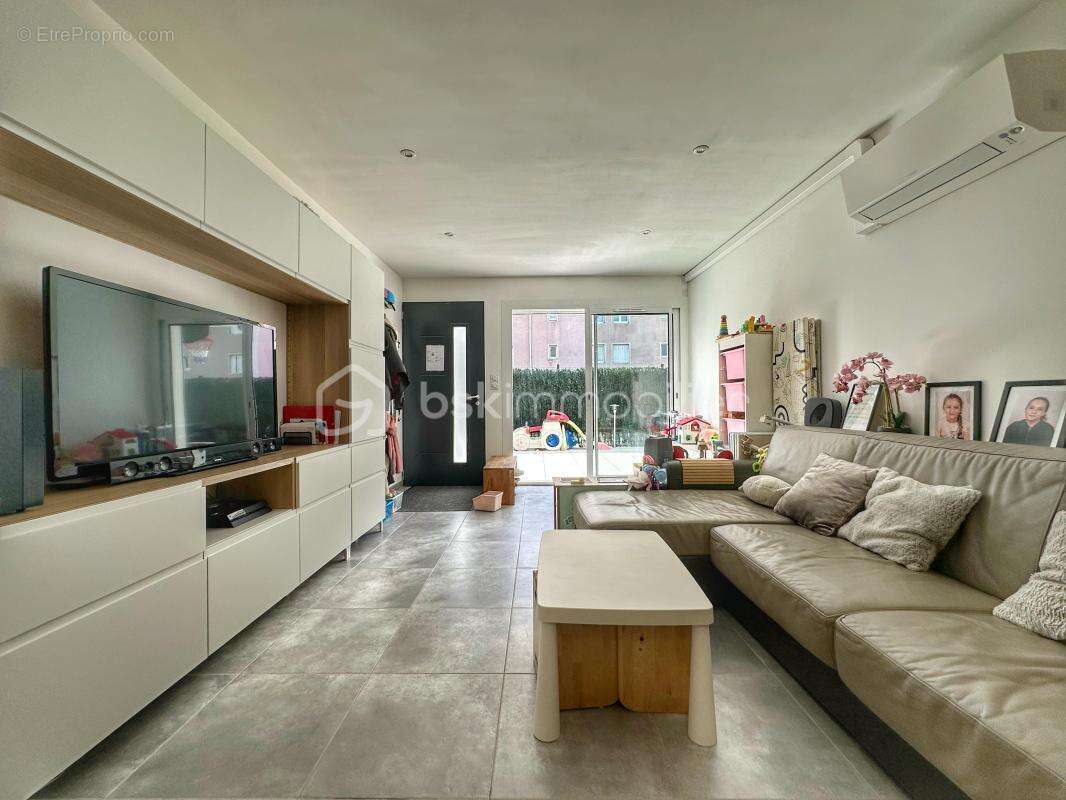 Appartement à AIX-LES-BAINS