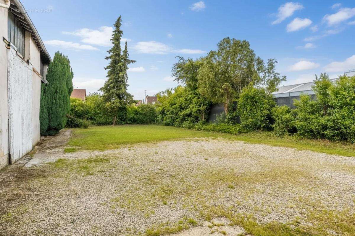 Appartement 87 m² terrain et bâtisse aux Mureaux - photo 12