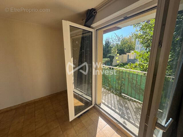 Appartement à FONTENAY-LE-FLEURY