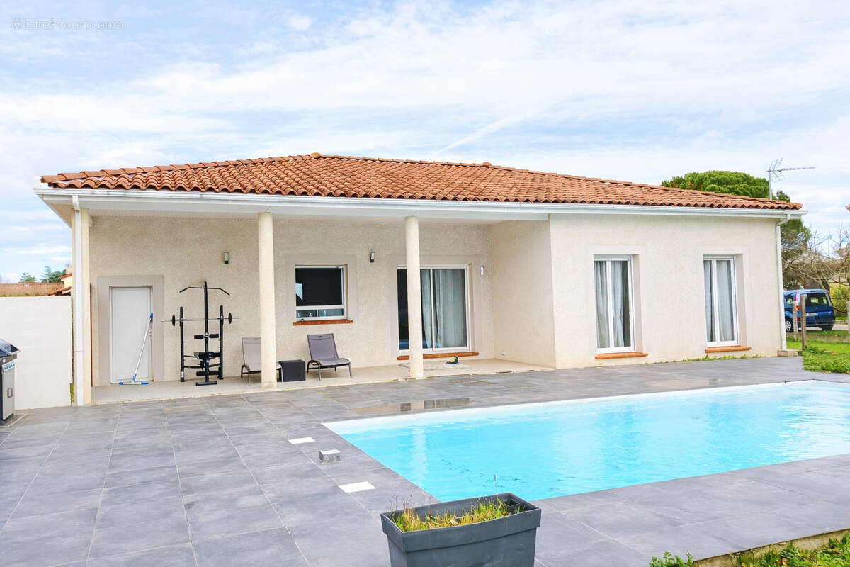 Maison à AUCAMVILLE