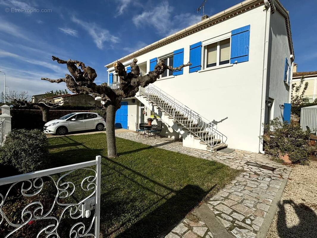 Maison à SAINT-MARTIN-DE-CRAU