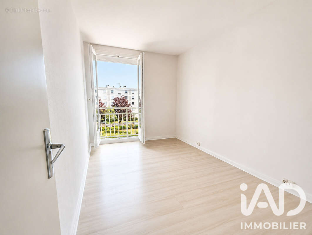 Appartement 62 m² à Reze  - photo 9