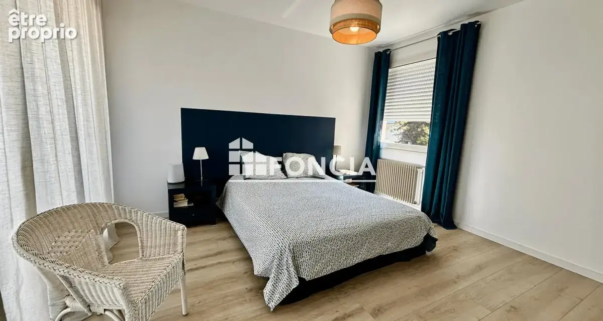 Maison 205 m² à Niort  - photo 6