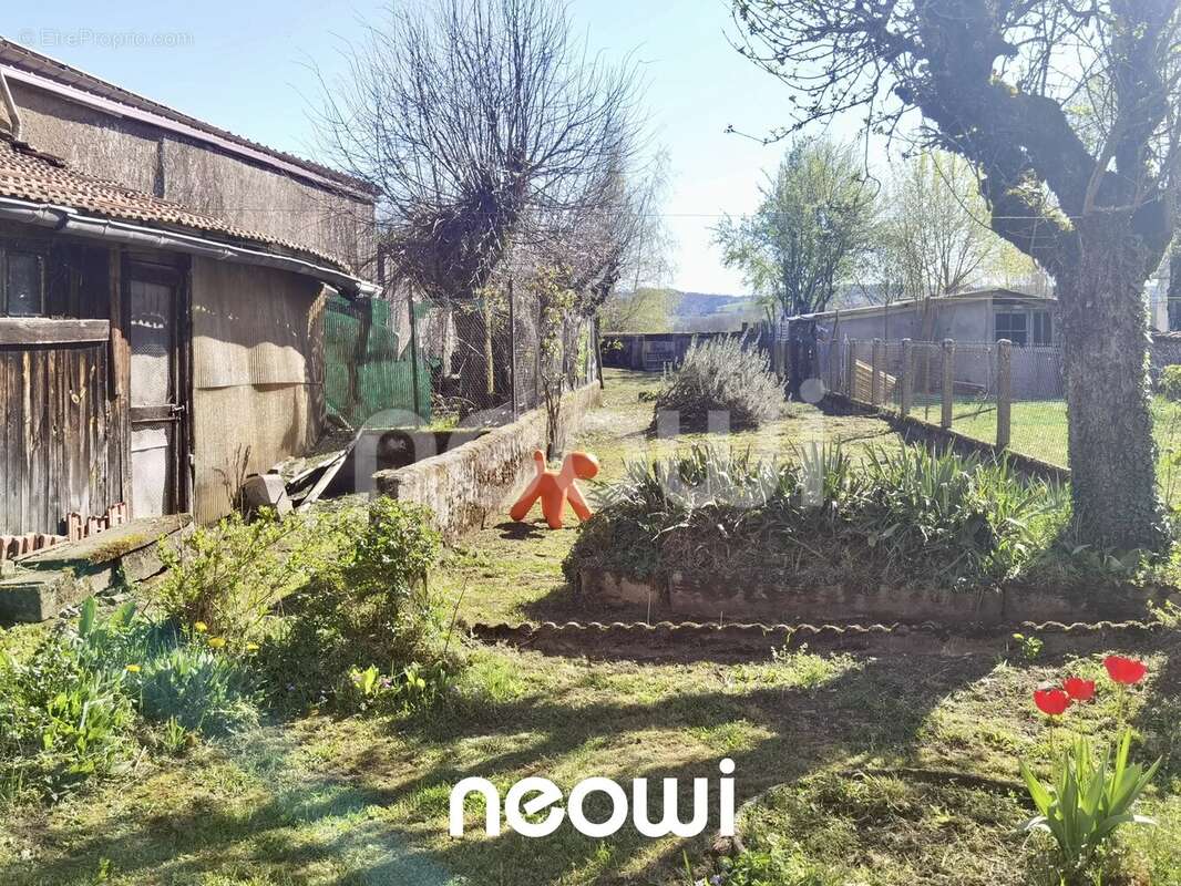 Maison à ARPAJON-SUR-CERE