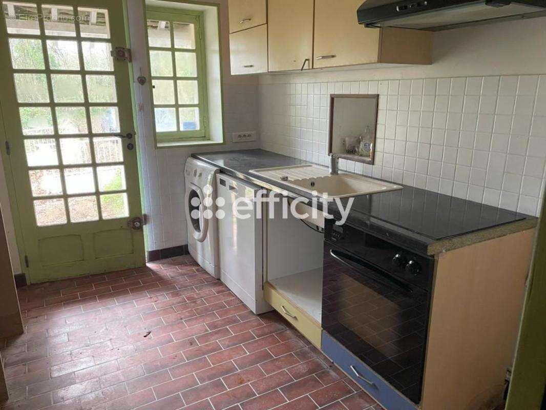 Maison à LA CHAPELLE-SOUEF