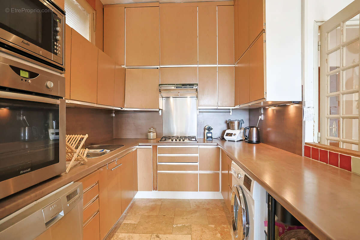 Appartement à HYERES