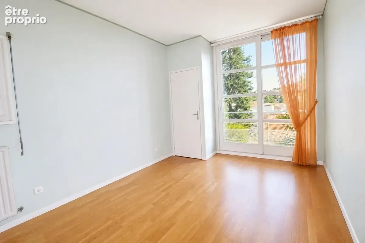 Maison familiale de 164 m² sur terrain de 730 m² - photo 9
