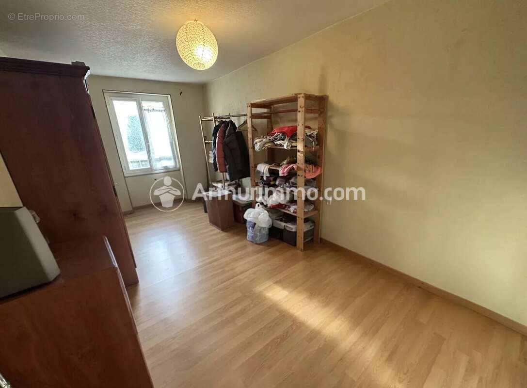 Maison à SAINT-ASTIER