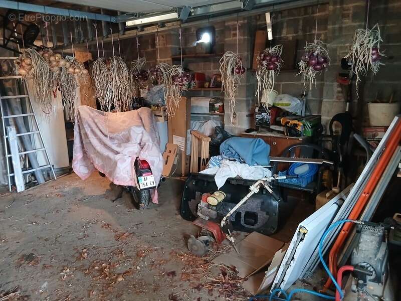 Maison à SAINT-LEOPARDIN-D'AUGY