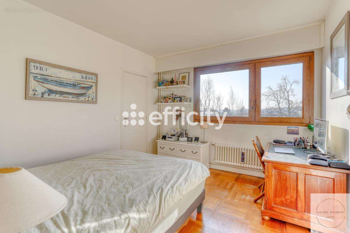 Appartement à GARCHES