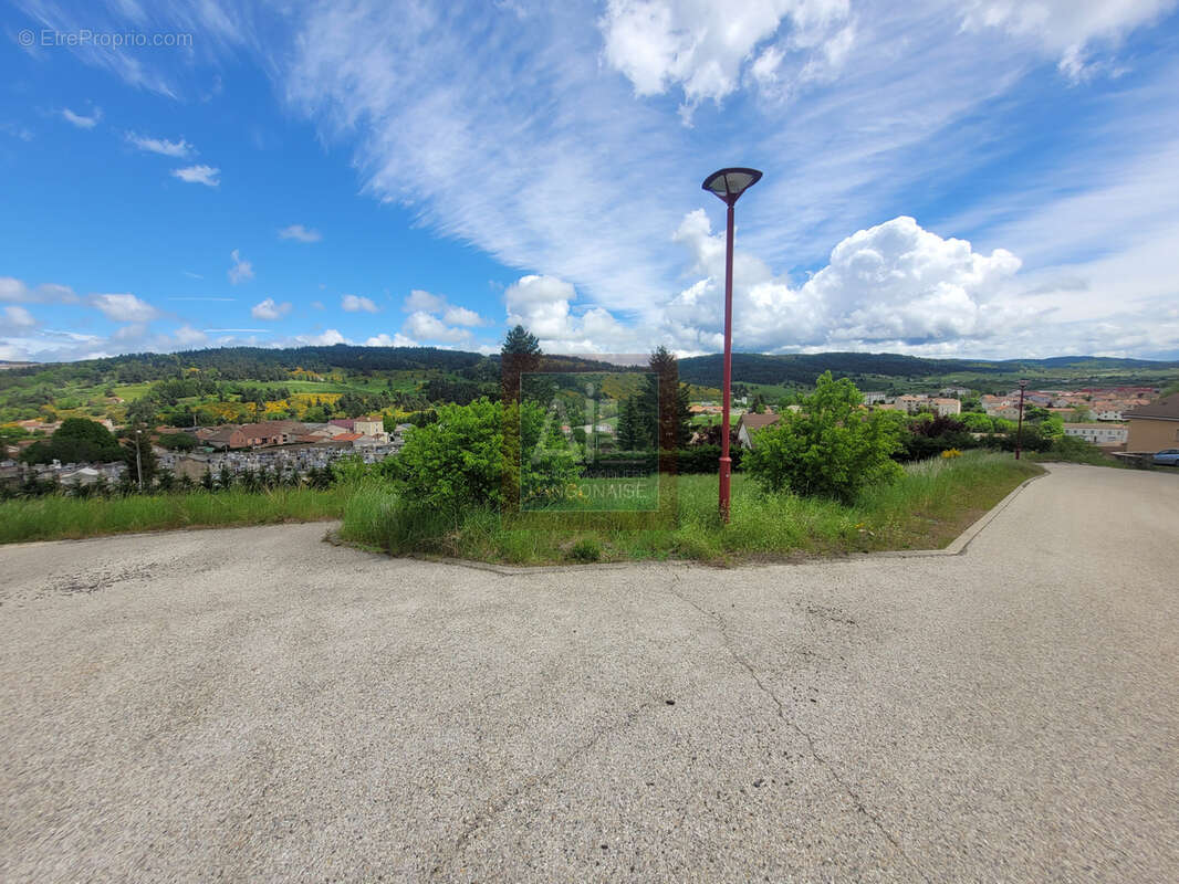 Terrain à LANGOGNE