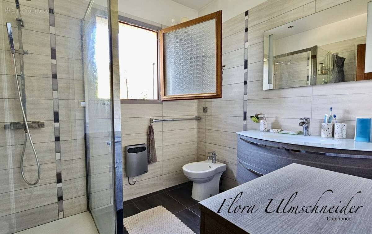 Maison familiale d'environ 135 m² avec vue panoramique, au cœur d'un écrin de verdure à CHANAZ (73). À seulement 25 minutes d'Ai - photo 13