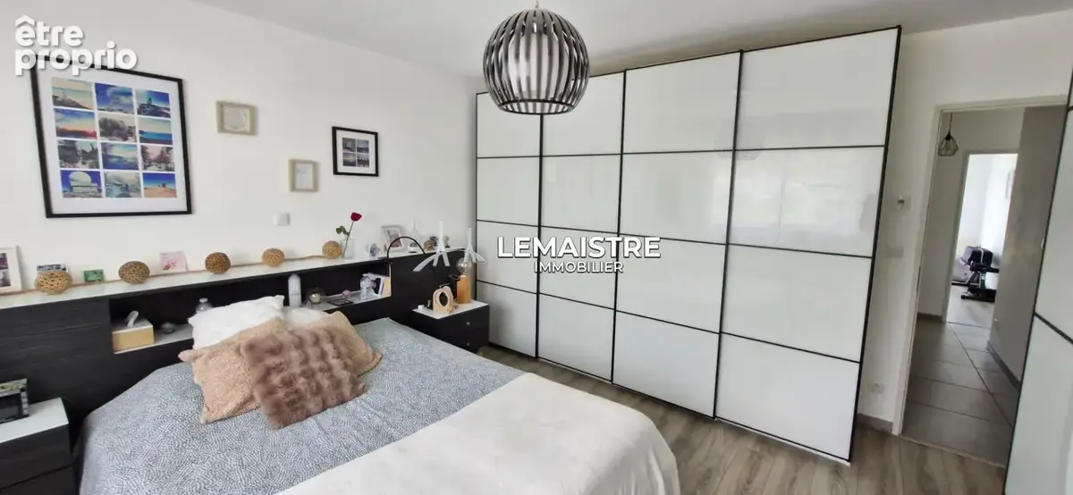 Maison à vendre - Yvetot - 122 m² - 3 chambres - Plain-pied, garage et prestations énergétiques - photo 6