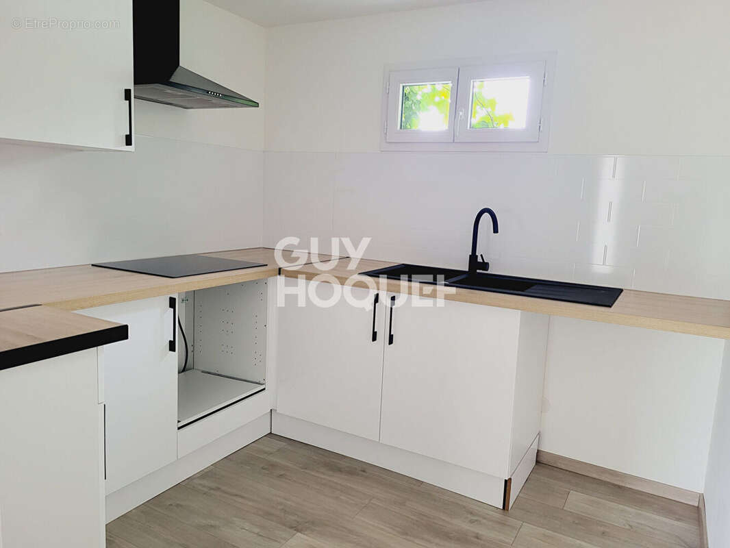 Ensemble immobilier rénové , 3 logements loués - photo 3