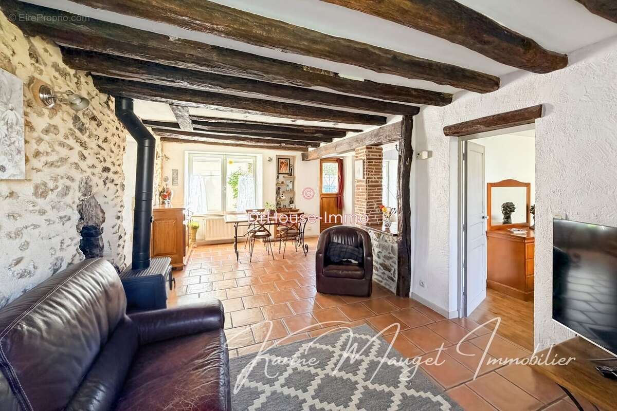 Maison à LUMIGNY-NESLES-ORMEAUX