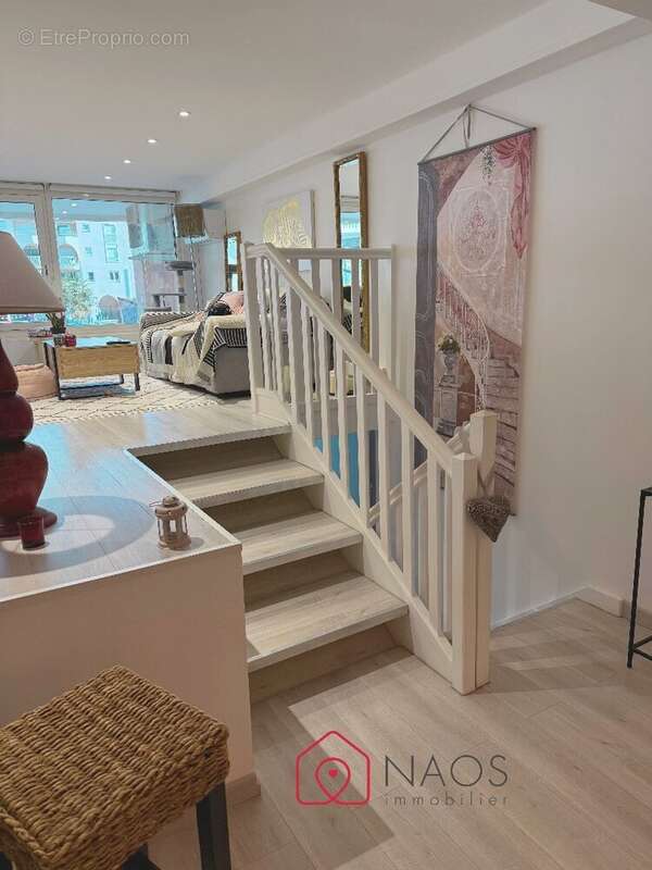 Appartement à FREJUS