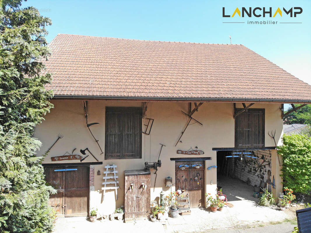 Agréable maison de village avec dépendance - photo 14