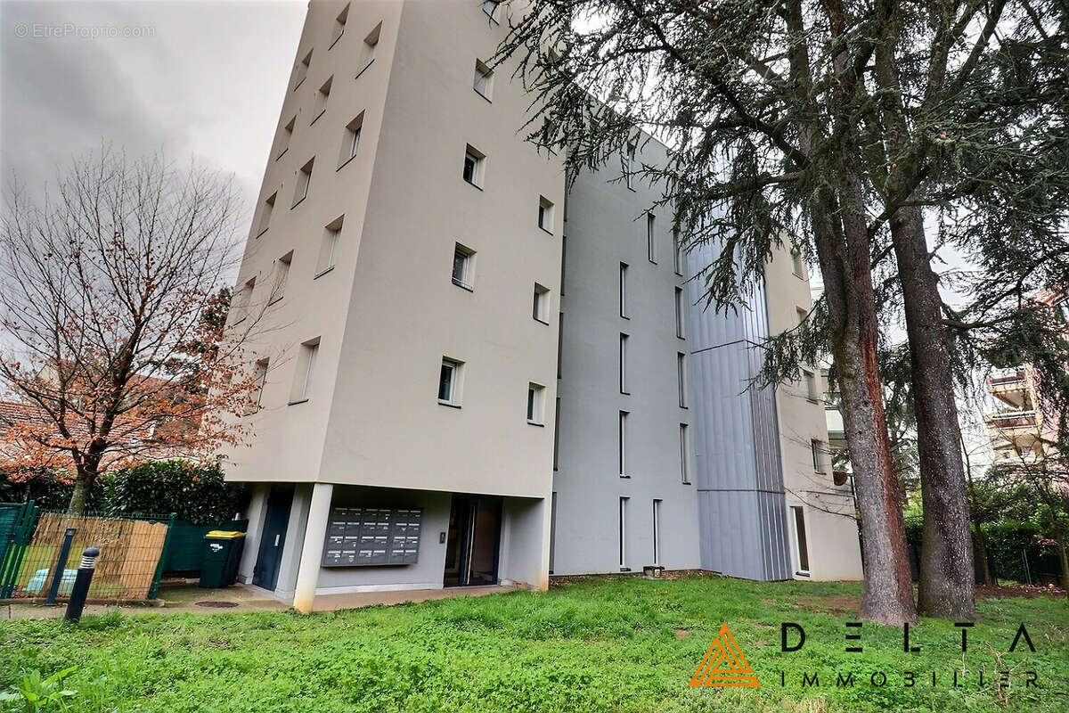 Appartement à TASSIN-LA-DEMI-LUNE