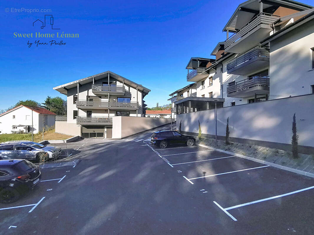 Appartement à BRENTHONNE