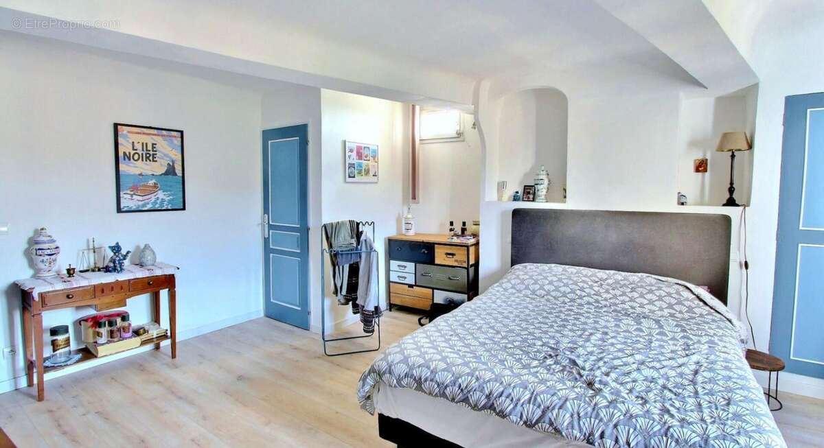 Maison à FLASSANS-SUR-ISSOLE