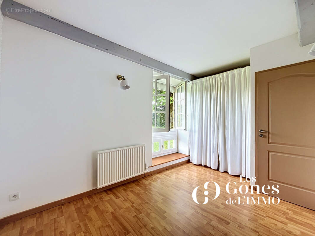 Appartement à BULLY