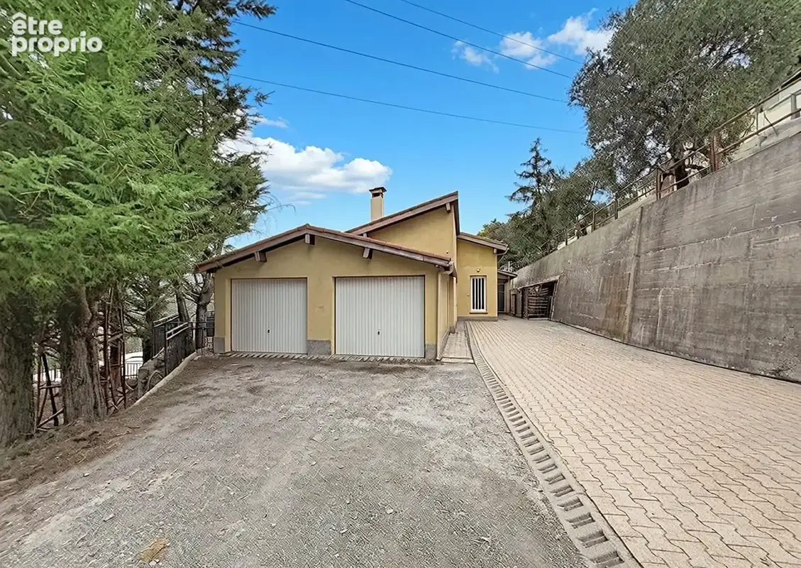 Villa Sospel 265 m2 - photo 14
