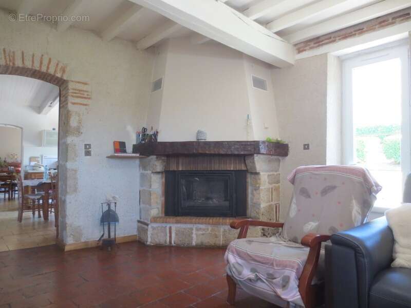 Maison à CLERMONT-DESSOUS