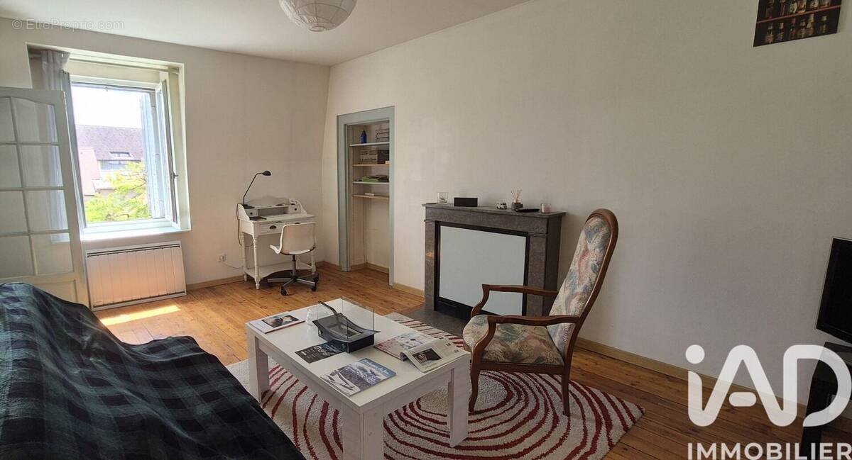 Photo 1 - Appartement à LONS-LE-SAUNIER