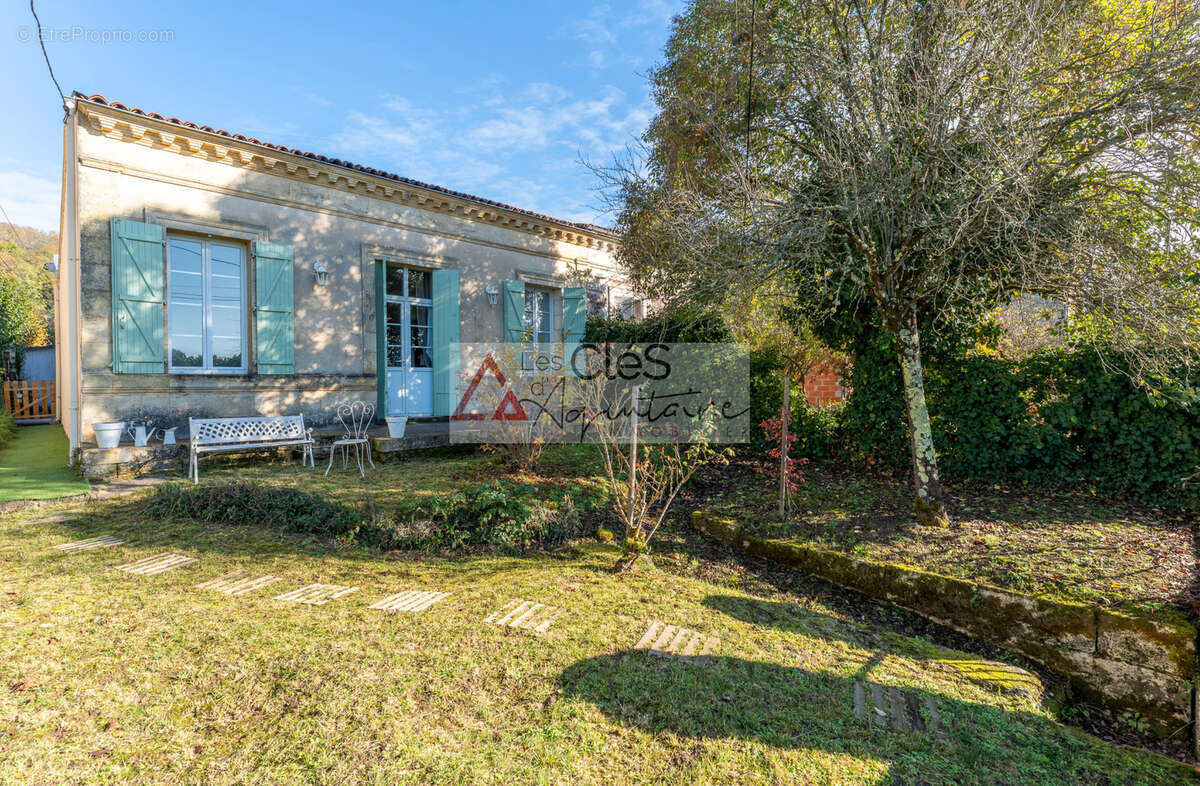 Maison en pierre de caractère   148 m2   Piscine   Jardin   Lestiac sur Garonne - photo 17