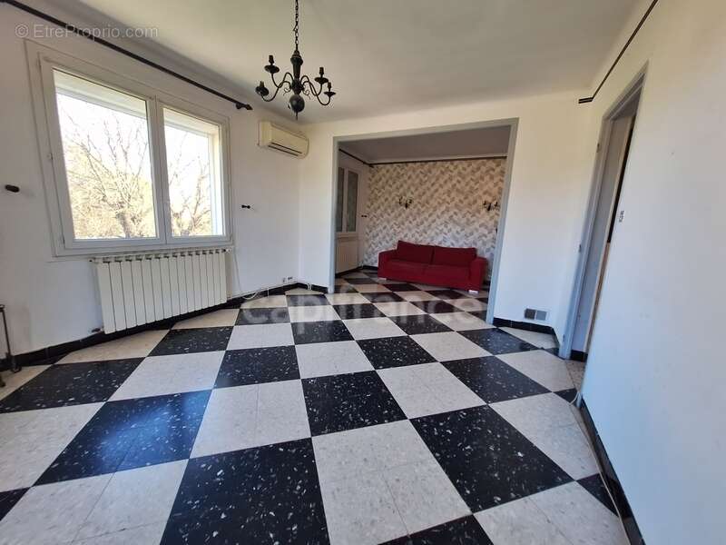 Maison à SALINDRES