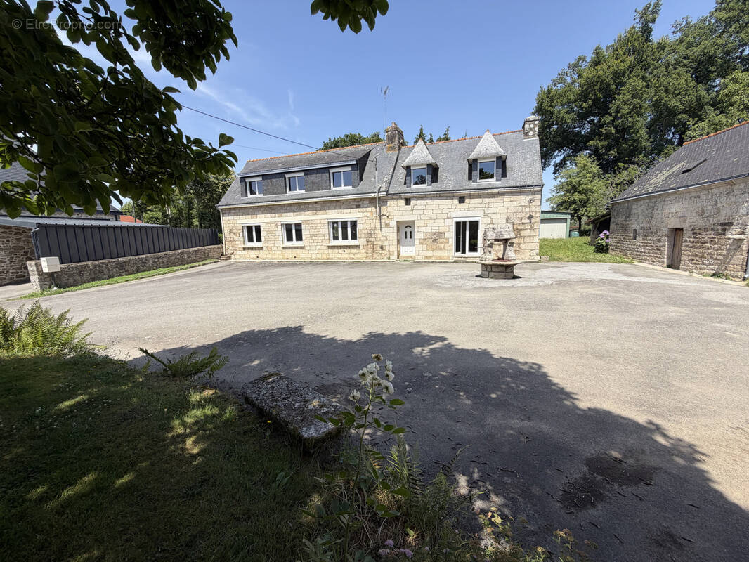 Maison à SAINT-BARTHELEMY