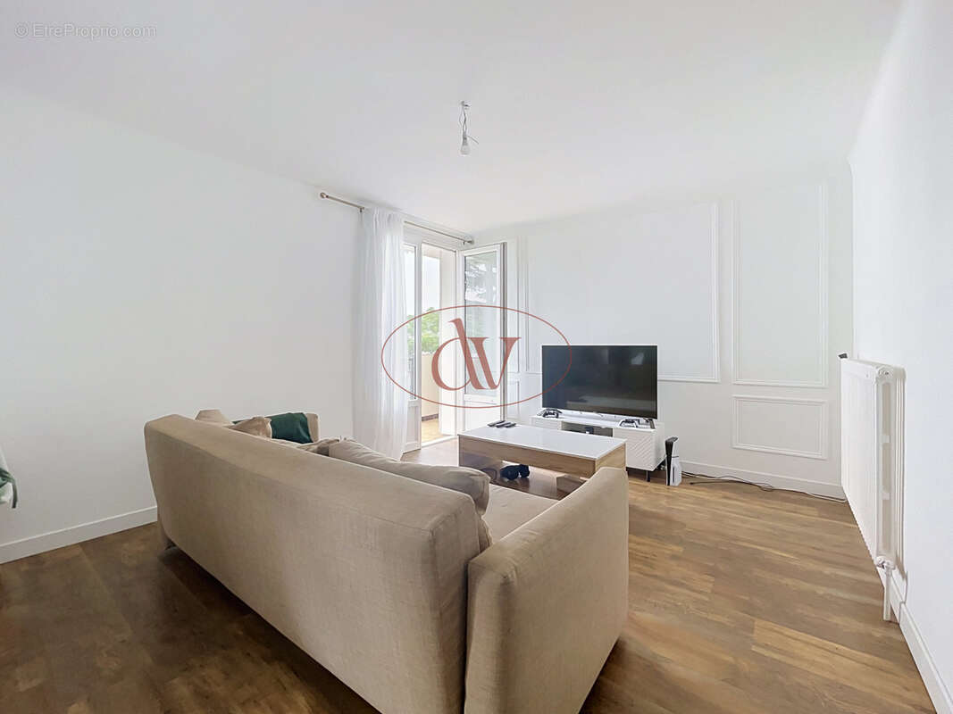 Appartement t3 / 74m2 / 3 ème étage /garage /  moyen vernet / perpignan - photo 2