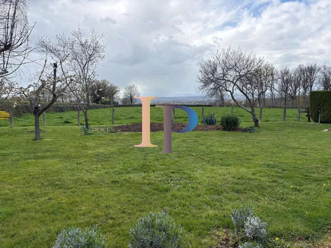 Saint hilaire sous charlieu - photo 3